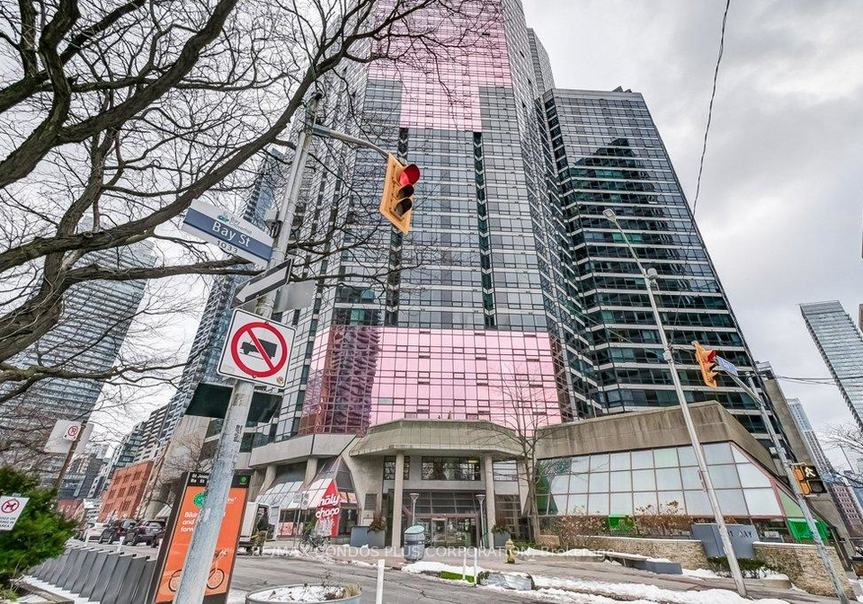 1001-bay-street-toronto-ontario-c12316997