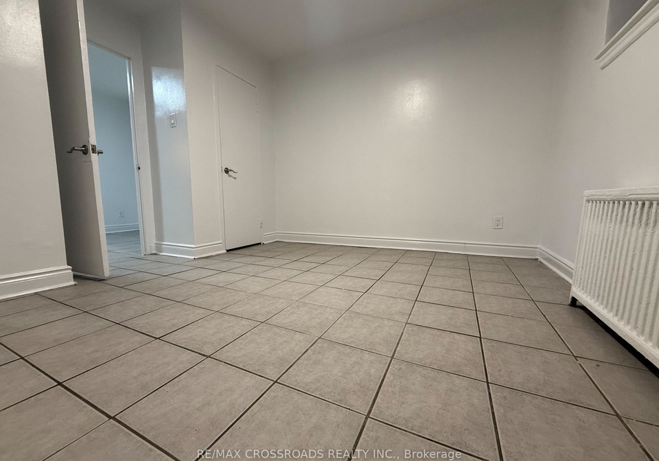2770-yonge-street-toronto-ontario-c12317073