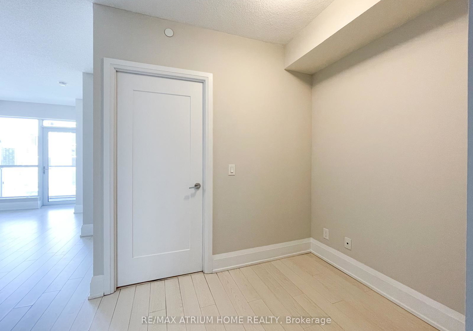 120-harrison-garden-boulevard-north-york-ontario-c12317187