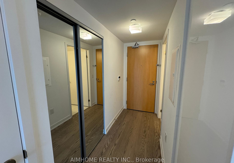 11-wellesley-street-w-w-toronto-ontario-c12317205