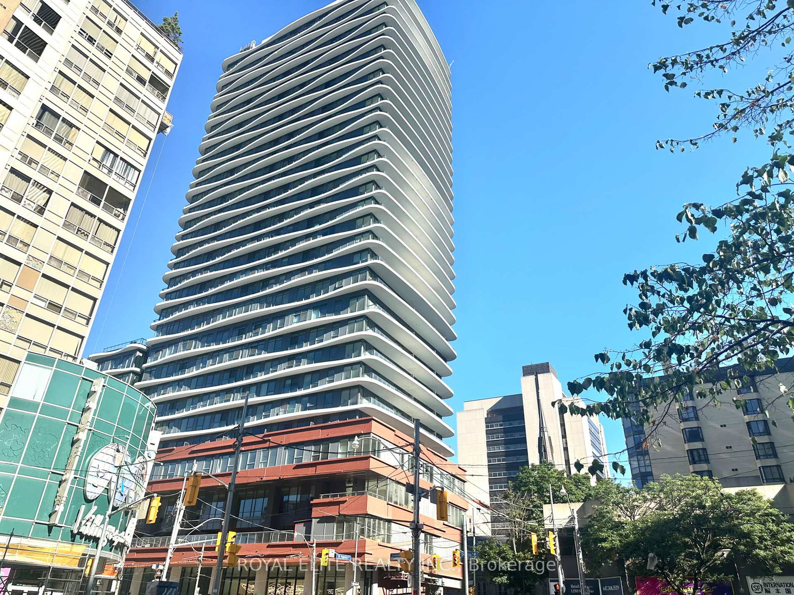 280-dundas-street-w-w-toronto-ontario-c12317242