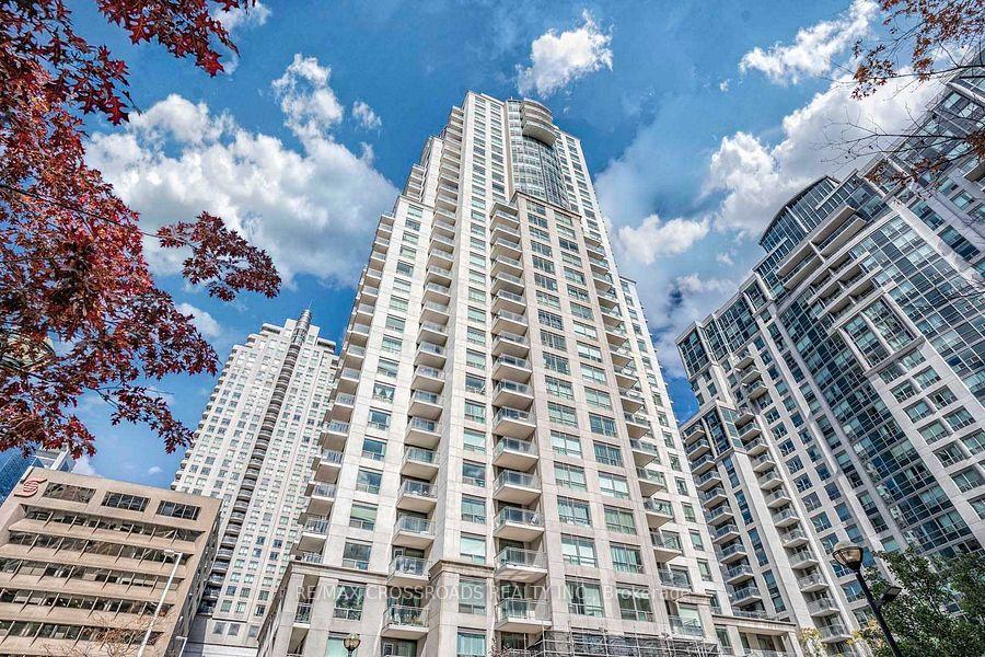 21-hillcrest-avenue-north-york-ontario-c12317578