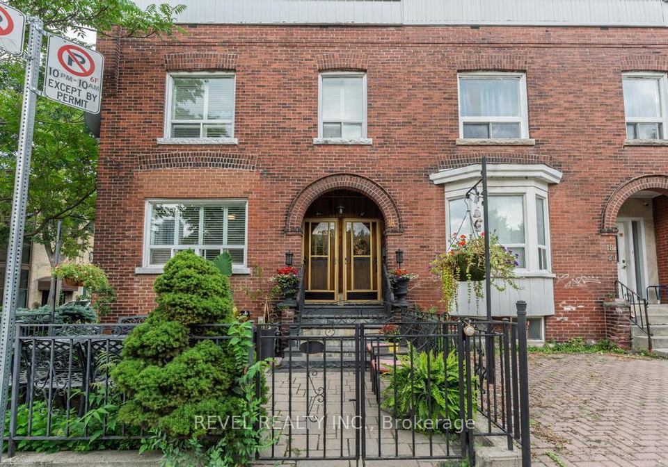16a-denison-avenue-toronto-ontario-c12317714