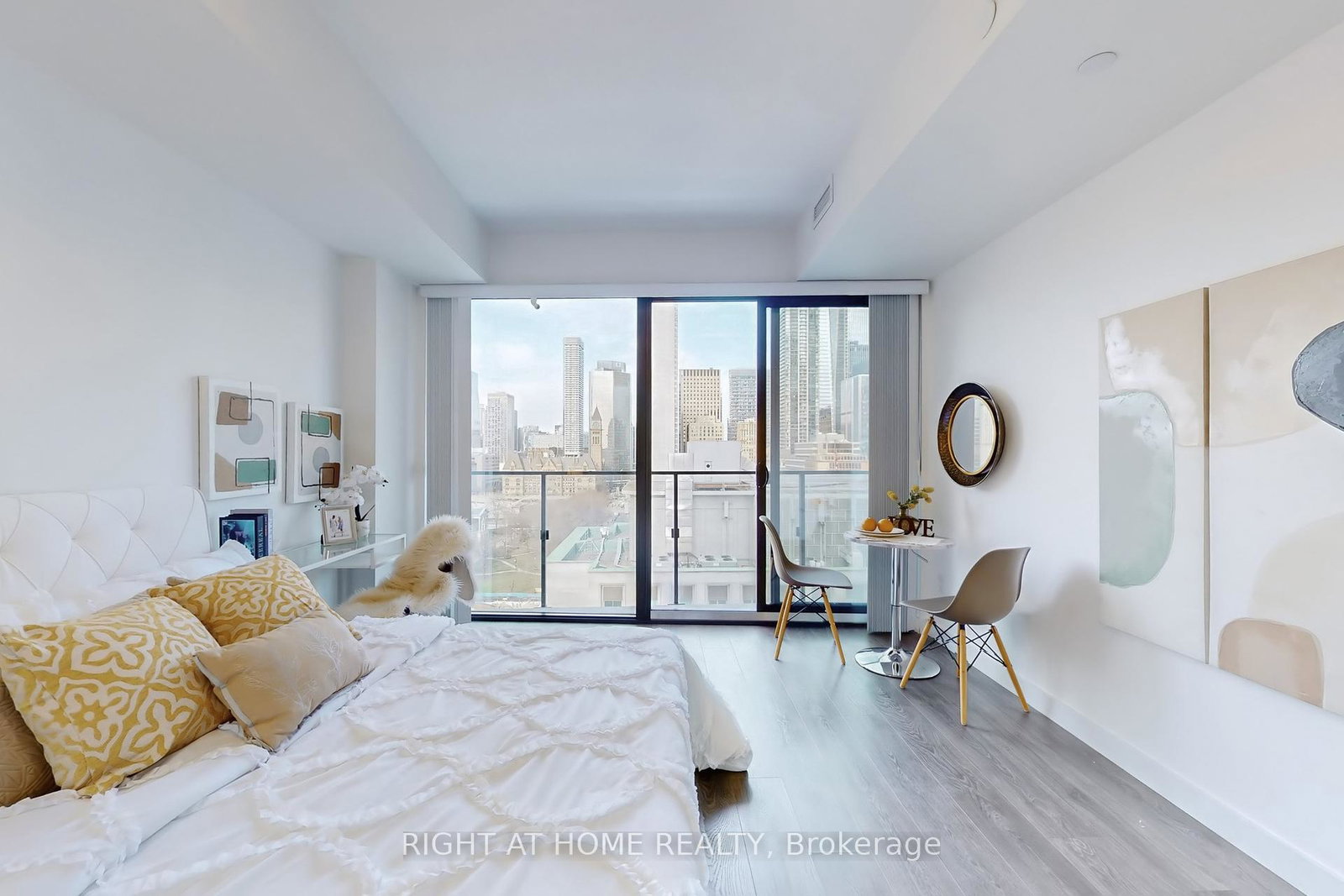 215-queen-street-w-w-toronto-ontario-c12317798