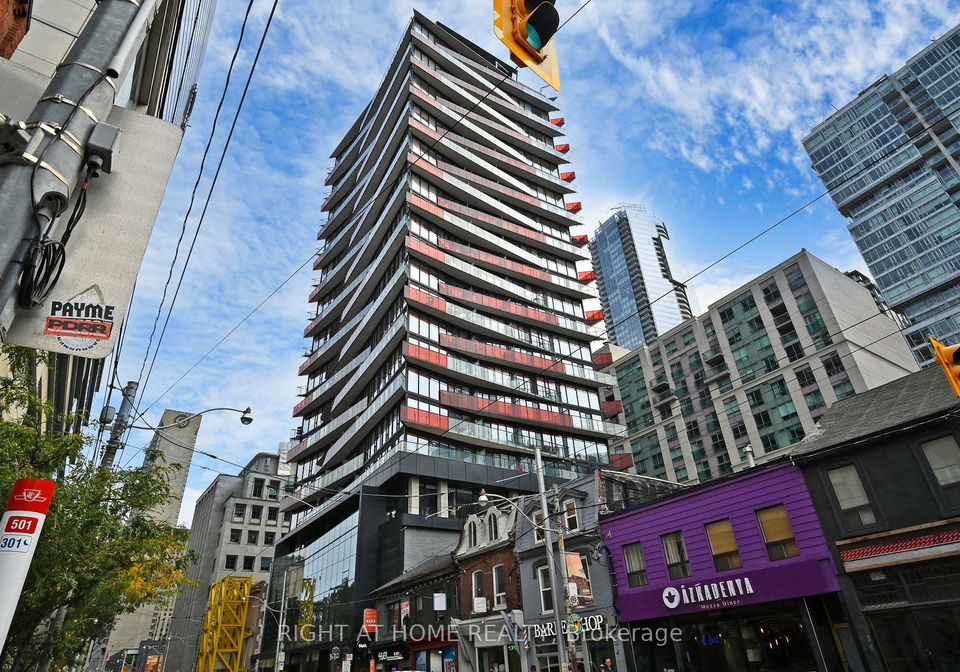 215-queen-street-w-w-toronto-ontario-c12317798