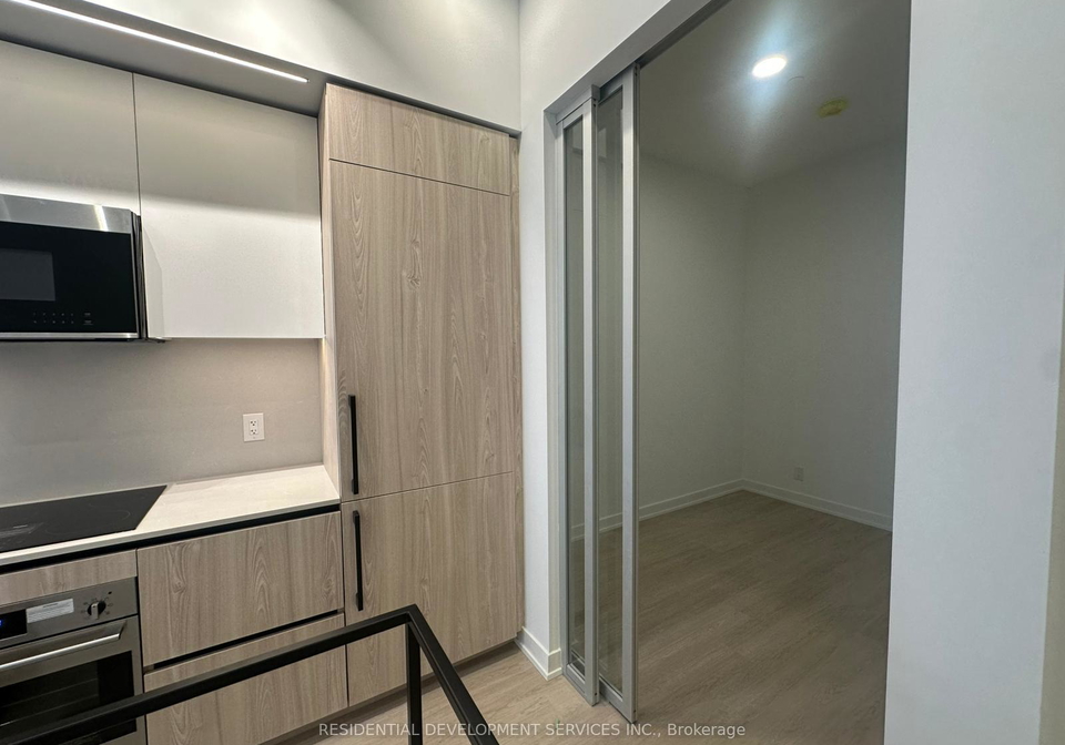 699-sheppard-avenue-e-e-north-york-ontario-c12317816
