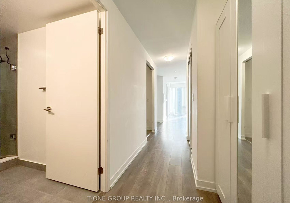 60-shuter-street-toronto-ontario-c12318107
