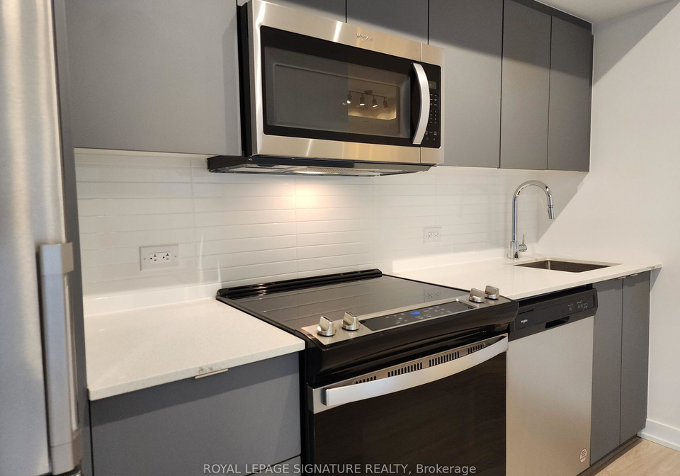 30-tretti-way-toronto-ontario-c12318151