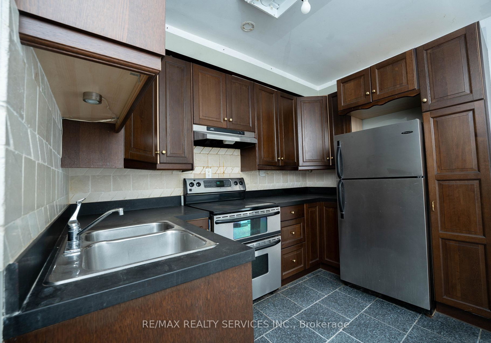 187-gladstone-avenue-toronto-ontario-c12318300