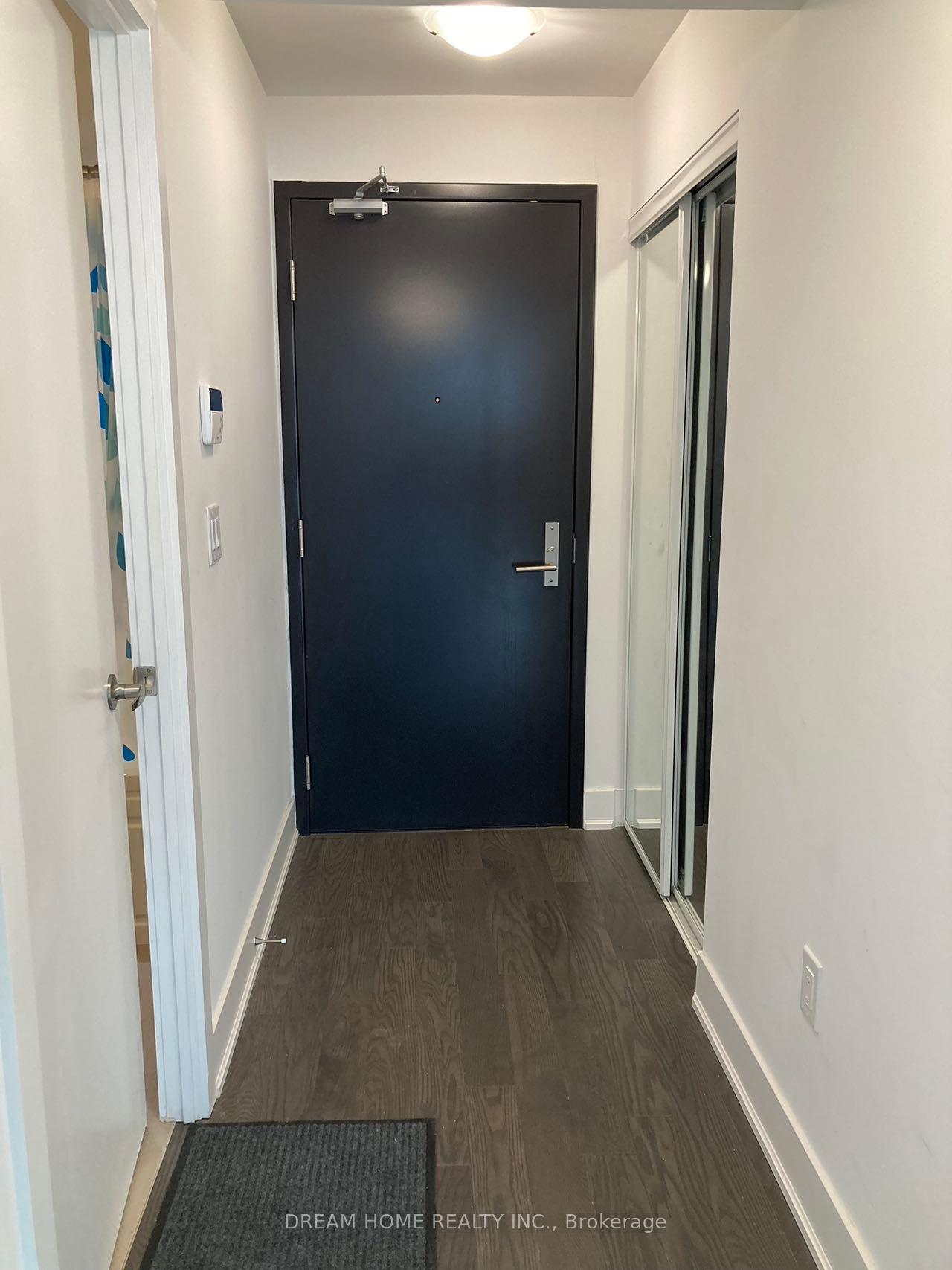 955-bay-street-toronto-ontario-c12318330