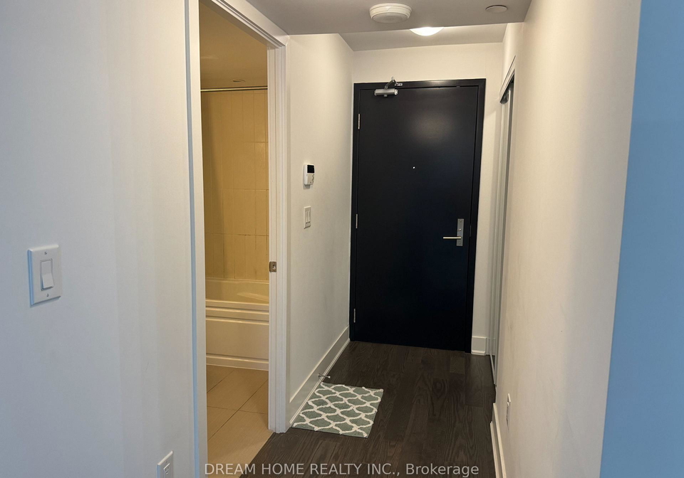 955-bay-street-toronto-ontario-c12318330