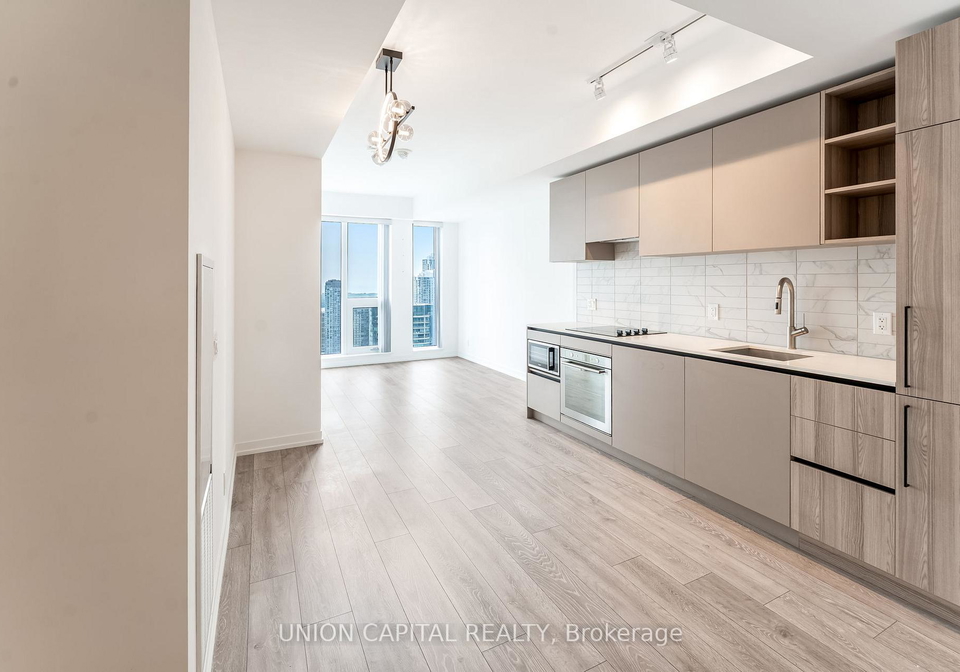 55-mercer-street-toronto-ontario-c12318382