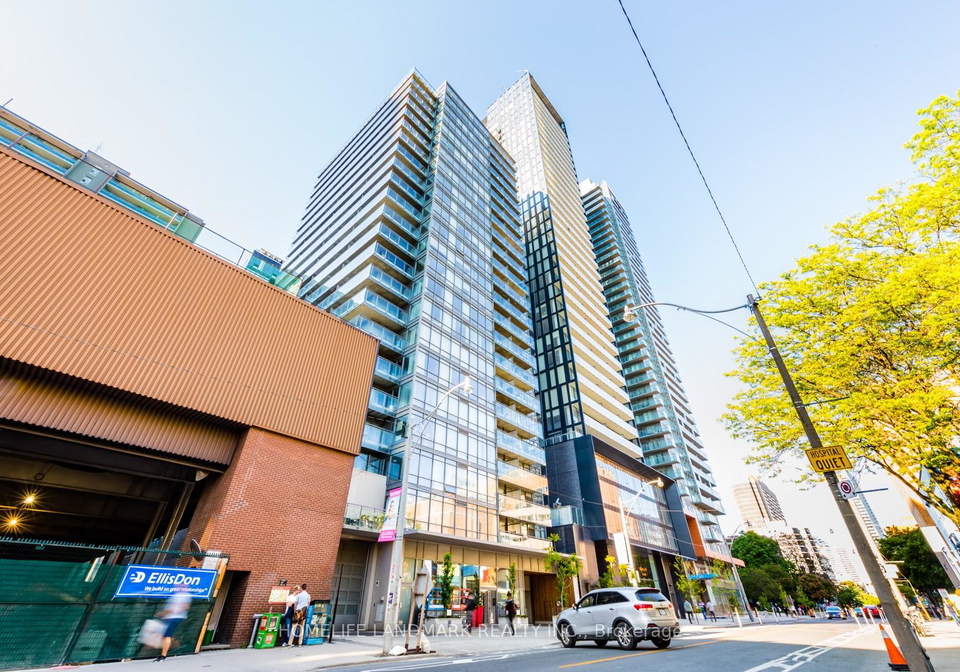 28-wellesley-street-e-e-toronto-ontario-c12318707