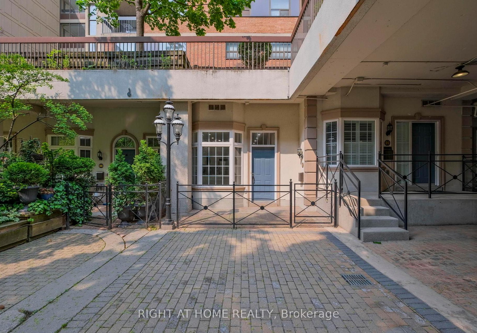 71-mccaul-street-toronto-ontario-c12318881