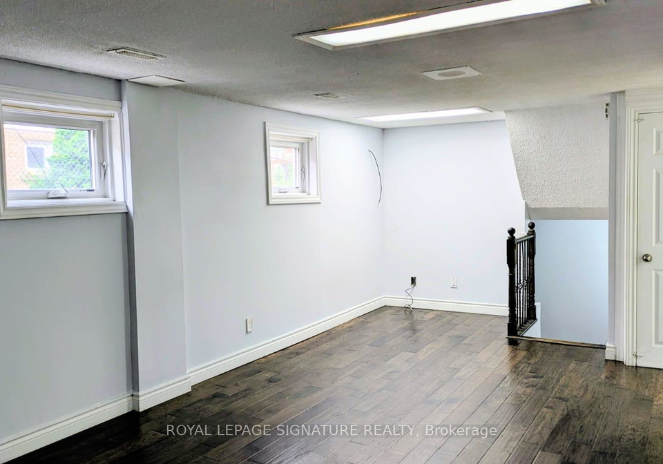 34-ladner-drive-north-york-ontario-c12320316