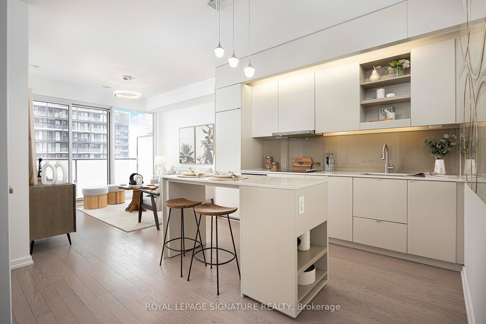101-peter-street-toronto-ontario-c12320358