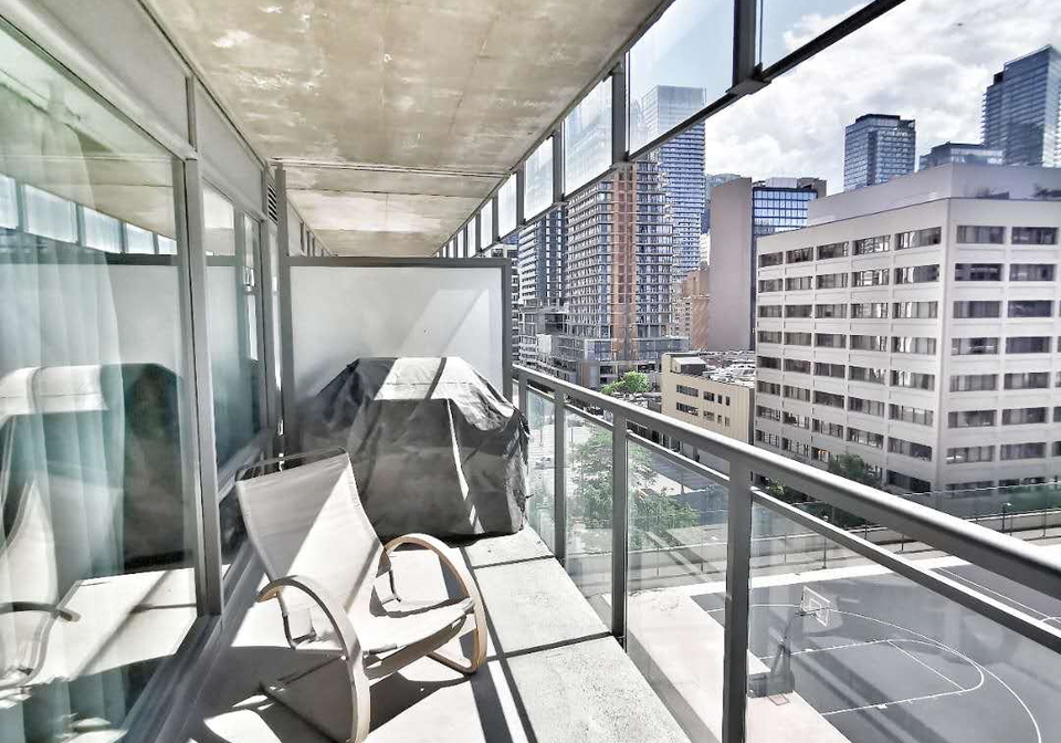 22-wellesley-street-e-e-toronto-ontario-c12320373