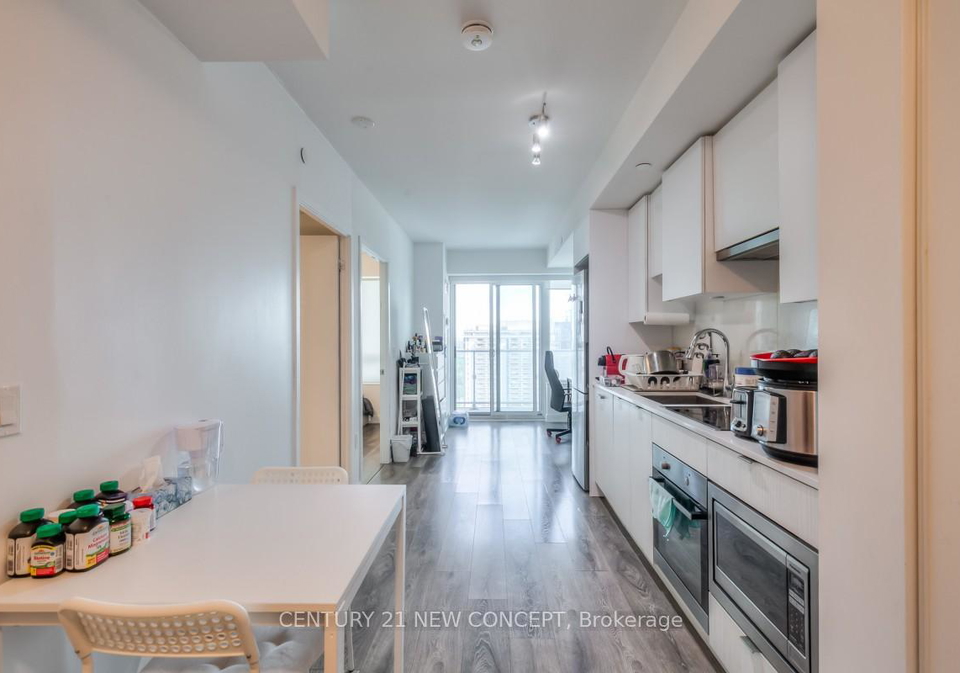 99-broadway-avenue-toronto-ontario-c12320448