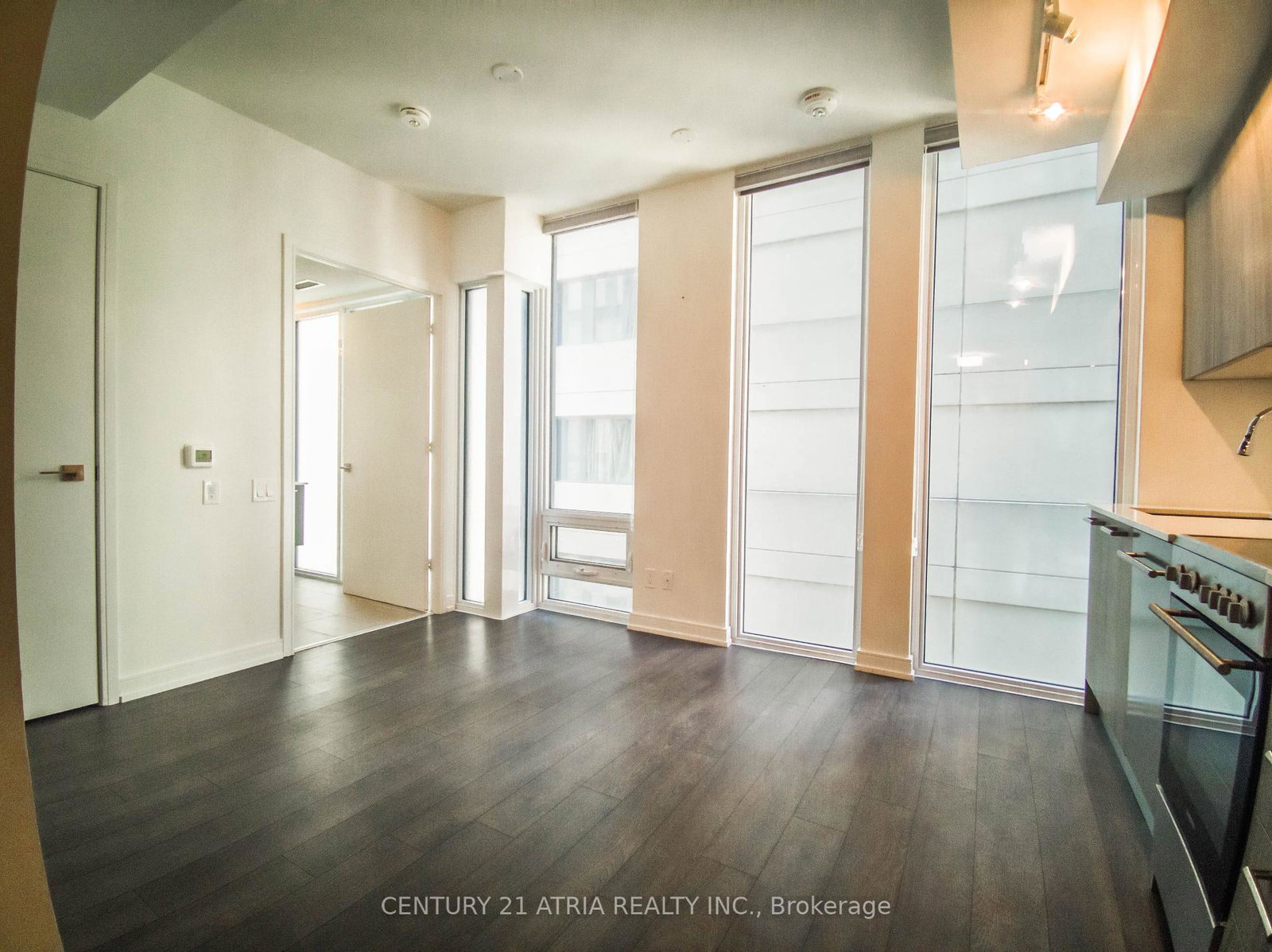 28-wellesley-street-e-e-toronto-ontario-c12320458