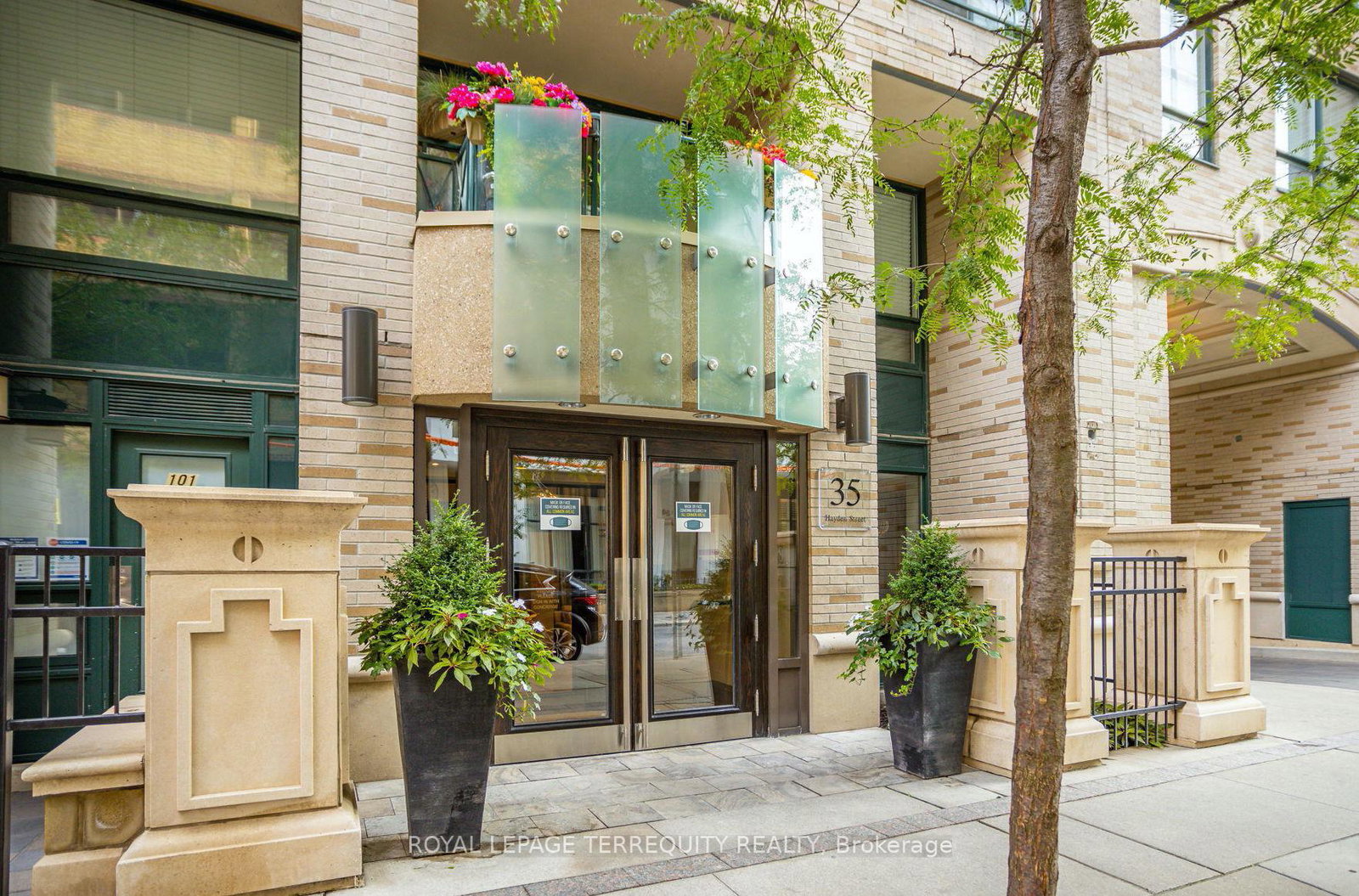 35-hayden-street-toronto-ontario-c12320497