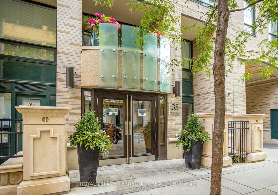35-hayden-street-toronto-ontario-c12320497