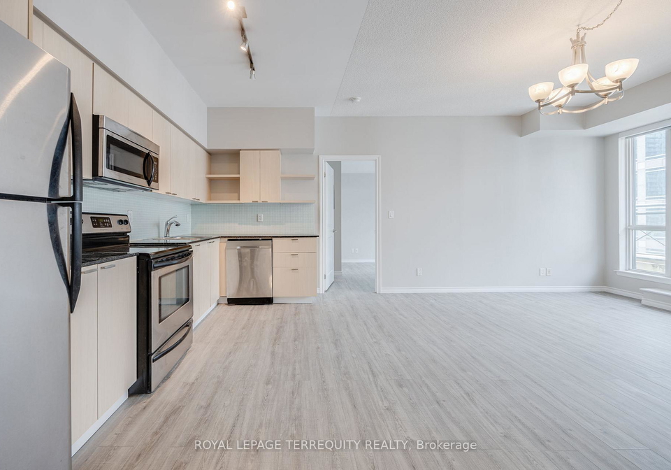 35-hayden-street-toronto-ontario-c12320497