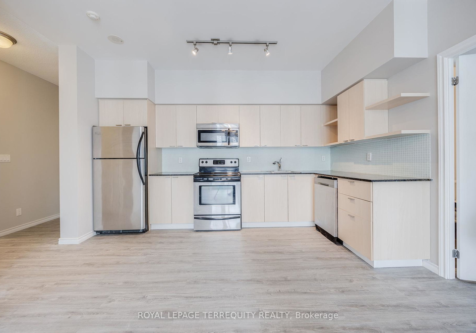 35-hayden-street-toronto-ontario-c12320497
