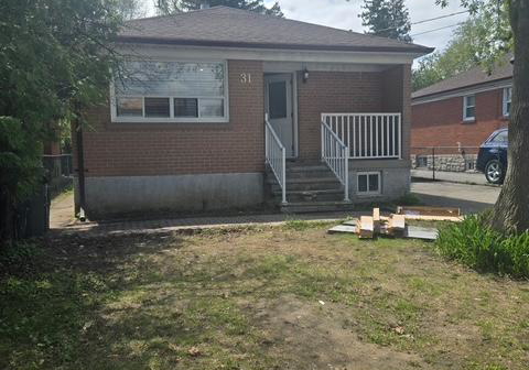 31-madawaska-avenue-north-york-ontario-c12320511