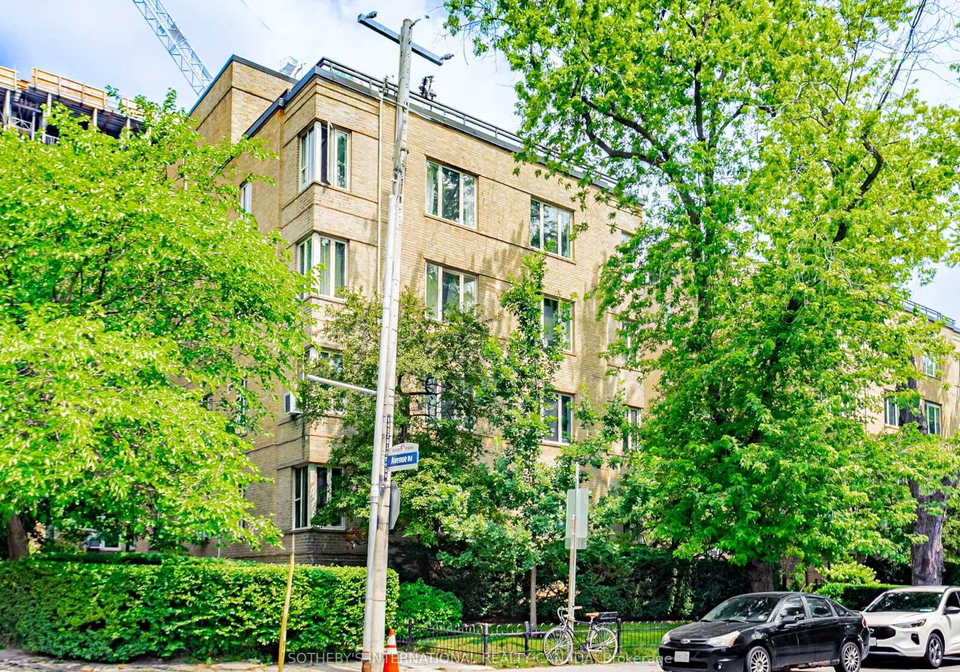 150-farnham-avenue-toronto-ontario-c12320545