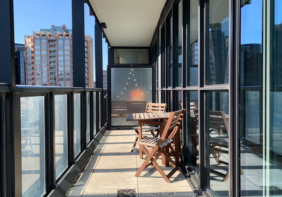 101-e-charles-street-e-e-toronto-ontario-c12320626