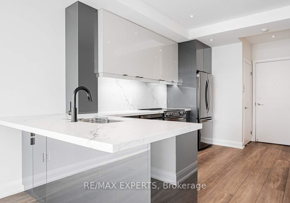 18-beverley-street-toronto-ontario-c12320647