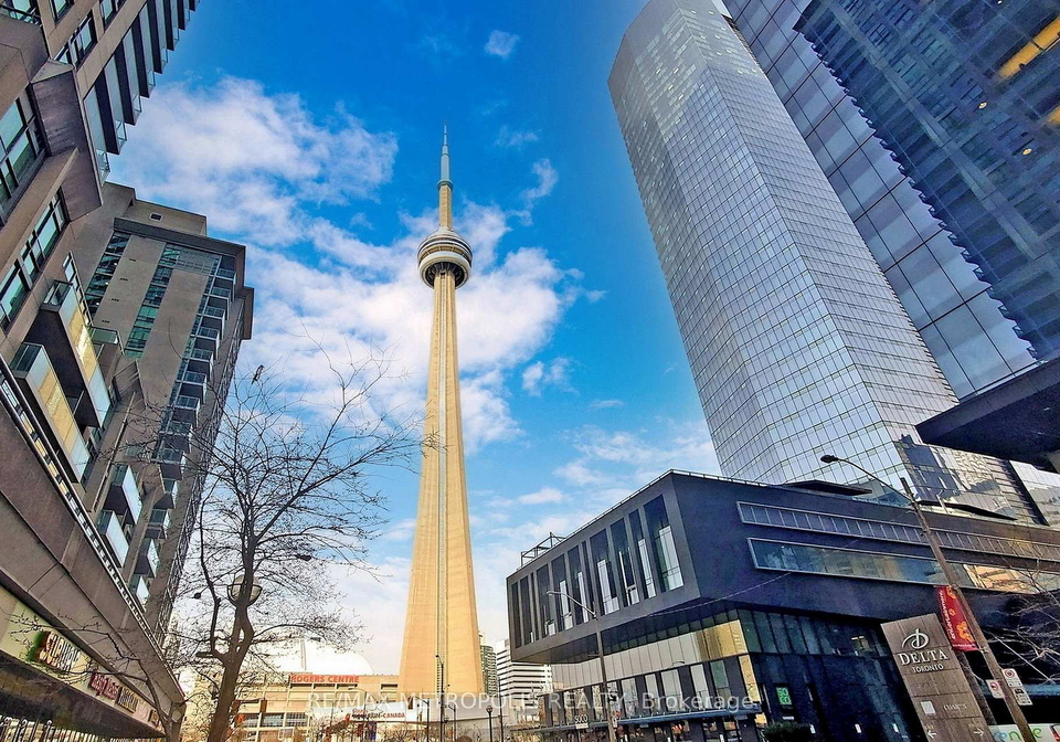 51-lower-simcoe-street-toronto-ontario-c12320671