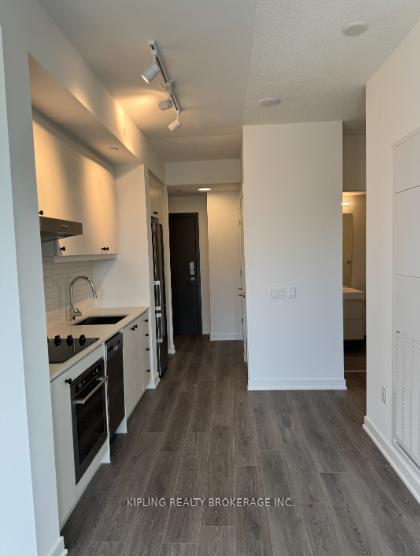 9-tecumseth-road-toronto-ontario-c12320726