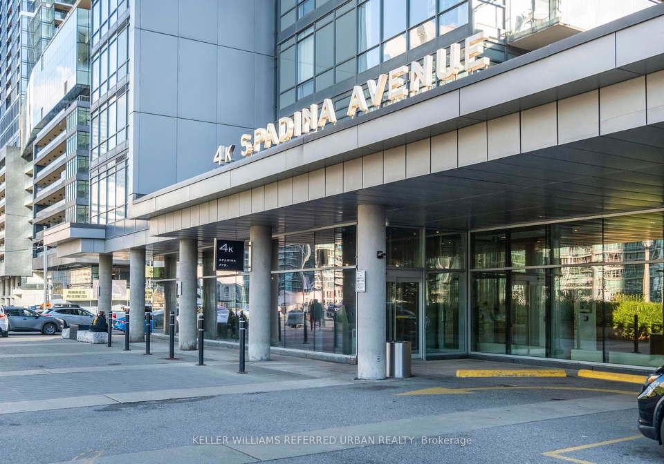 4k-spadina-avenue-toronto-ontario-c12320788