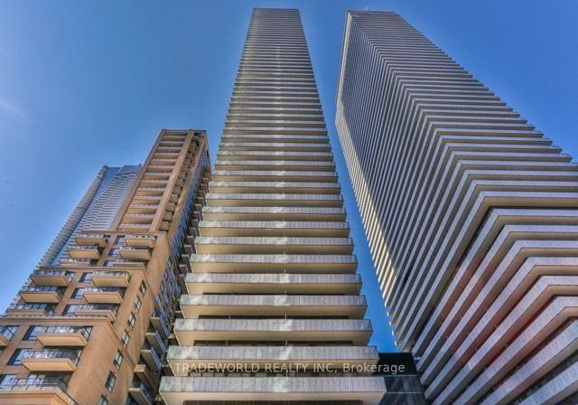 42-charles-street-e-e-toronto-ontario-c12320797