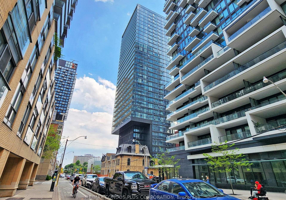 47-mutual-street-toronto-ontario-c12320869