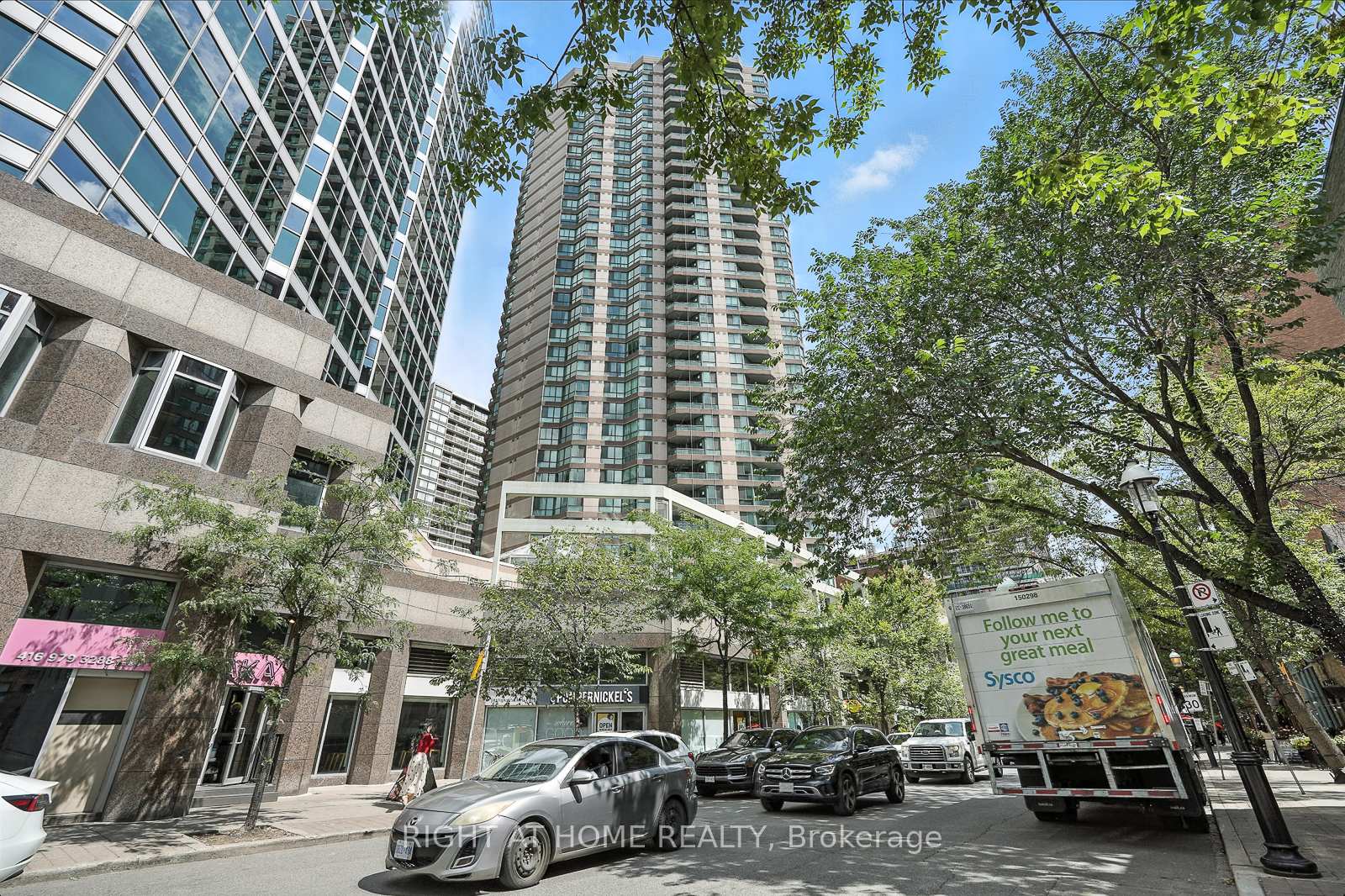 38-elm-street-toronto-ontario-c12320980