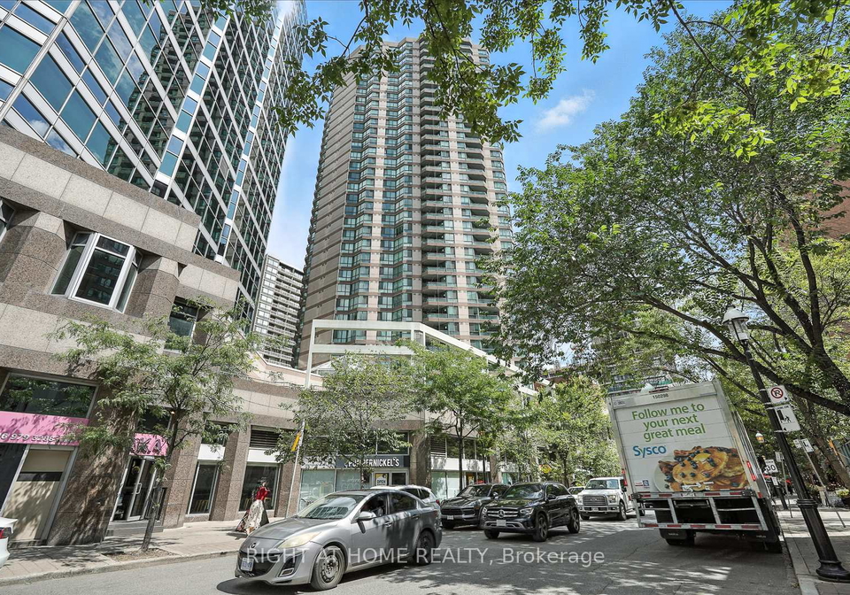 38-elm-street-toronto-ontario-c12320980