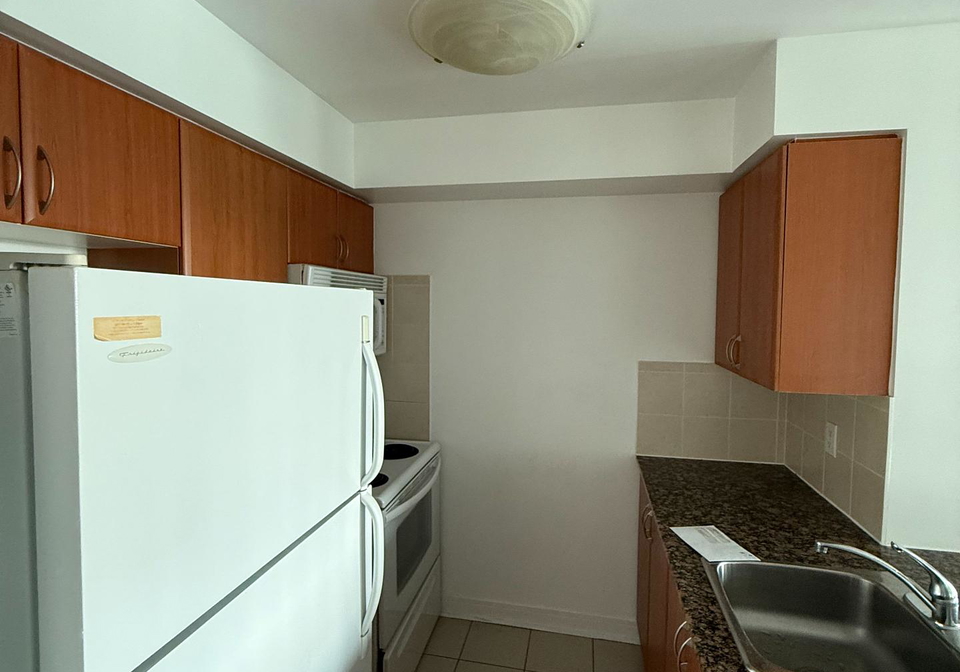 35-bales-avenue-north-york-ontario-c12321441