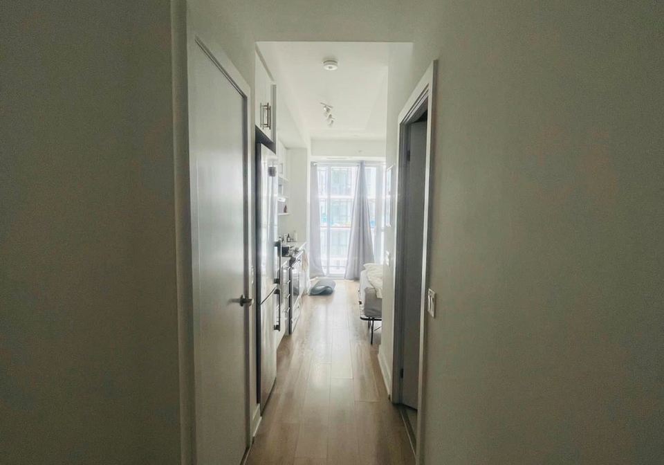 128-fairview-mall-drive-north-york-ontario-c12321443