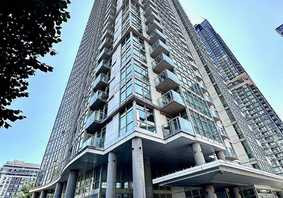 35-mariner-terrace-toronto-ontario-c12321453