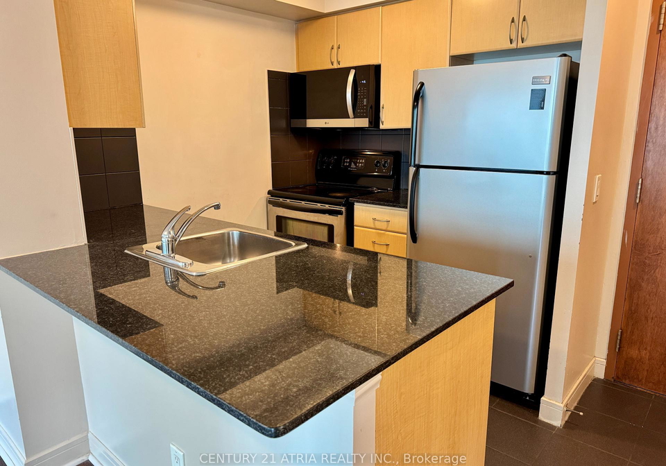 35-bales-avenue-north-york-ontario-c12321611