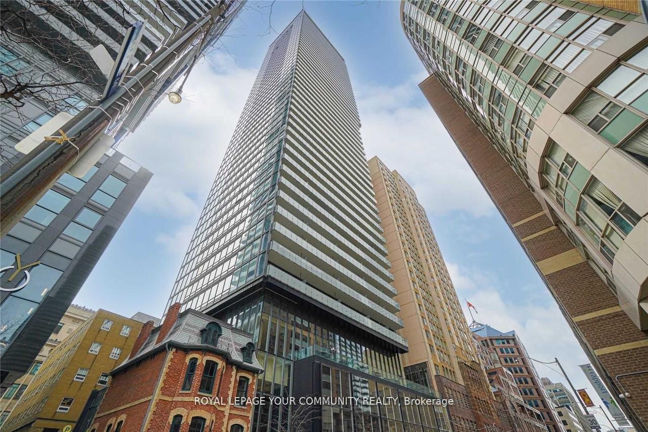15-grenville-street-toronto-ontario-c12321613