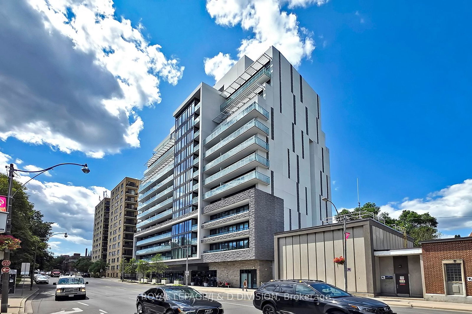 3018-yonge-street-toronto-ontario-c12321844