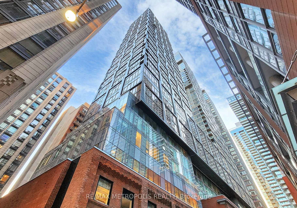 15-mercer-street-toronto-ontario-c12322091