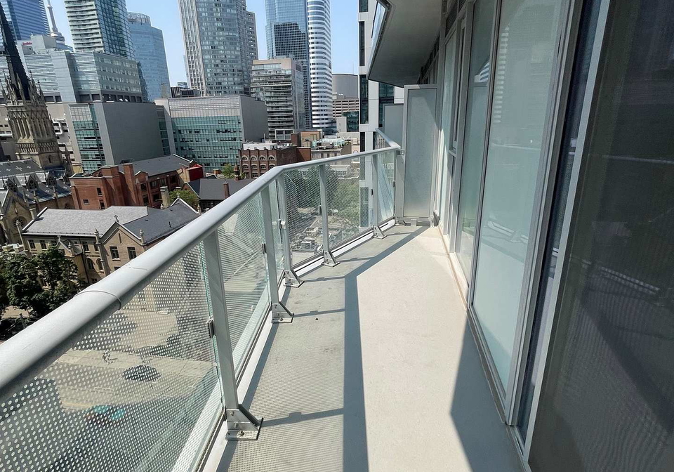 100-dalhousie-street-toronto-ontario-c12322325