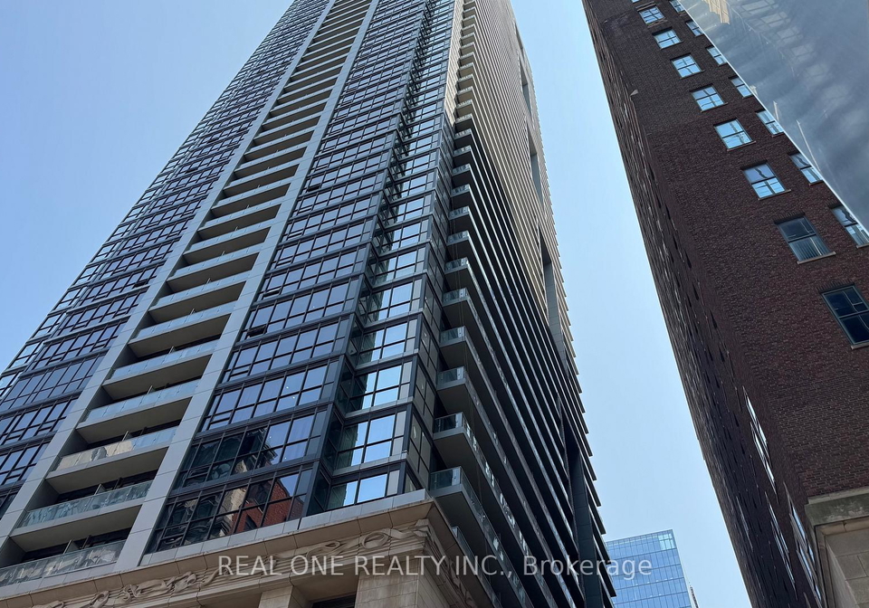 70-temperance-street-toronto-ontario-c12322334