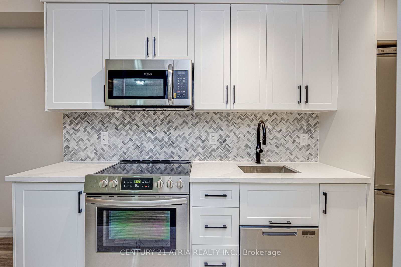 111-elizabeth-street-toronto-ontario-c12322415