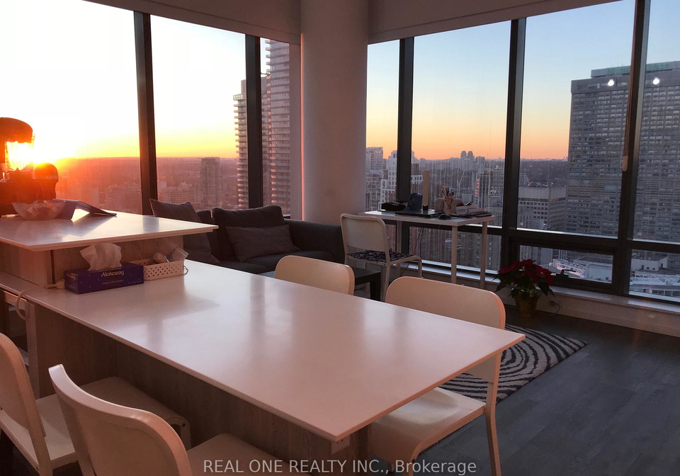 5-st-joseph-street-toronto-ontario-c12322445