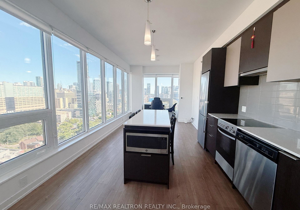 203-college-street-toronto-ontario-c12322488